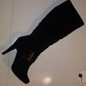 Cathy Jean - Black knee high boots